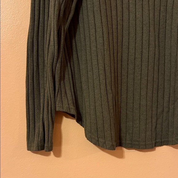 Olive Green V-Neck Ribbed Sweater - Picture 2 of 5